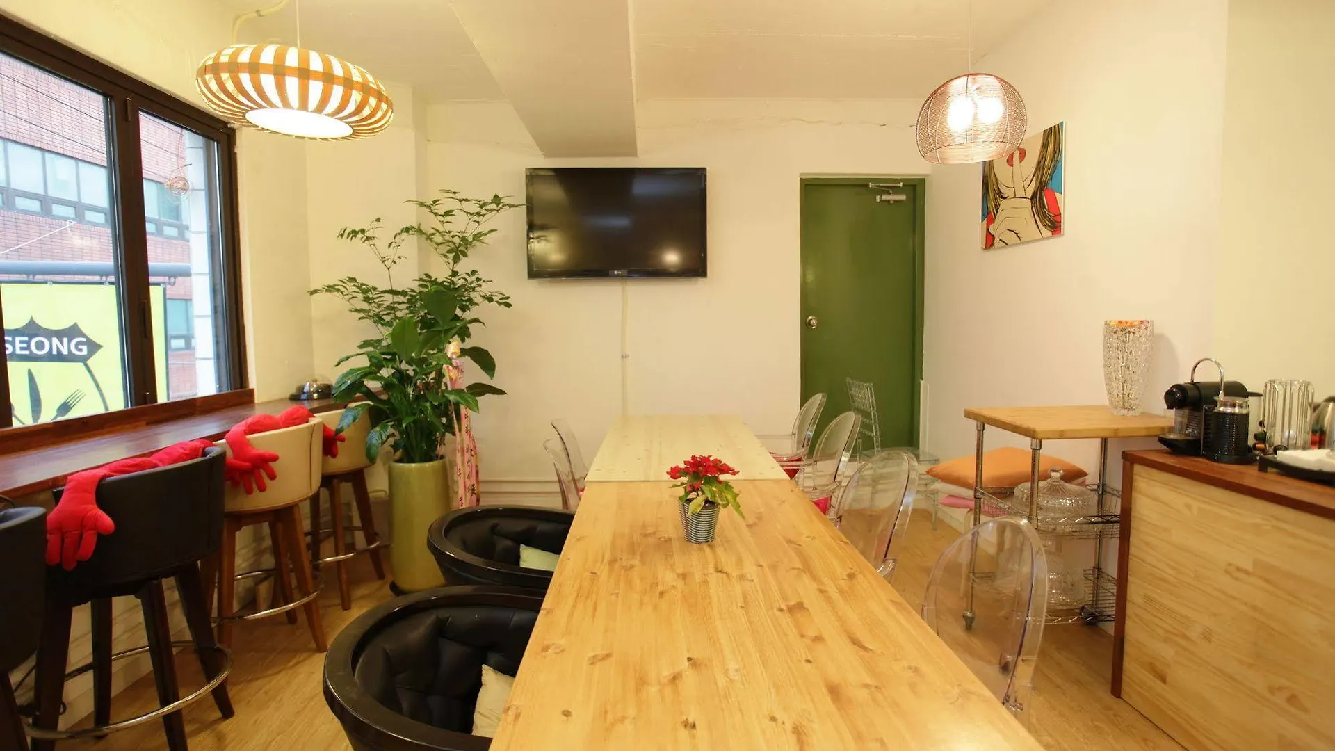 Sum Guesthouse Busan Station 2*,