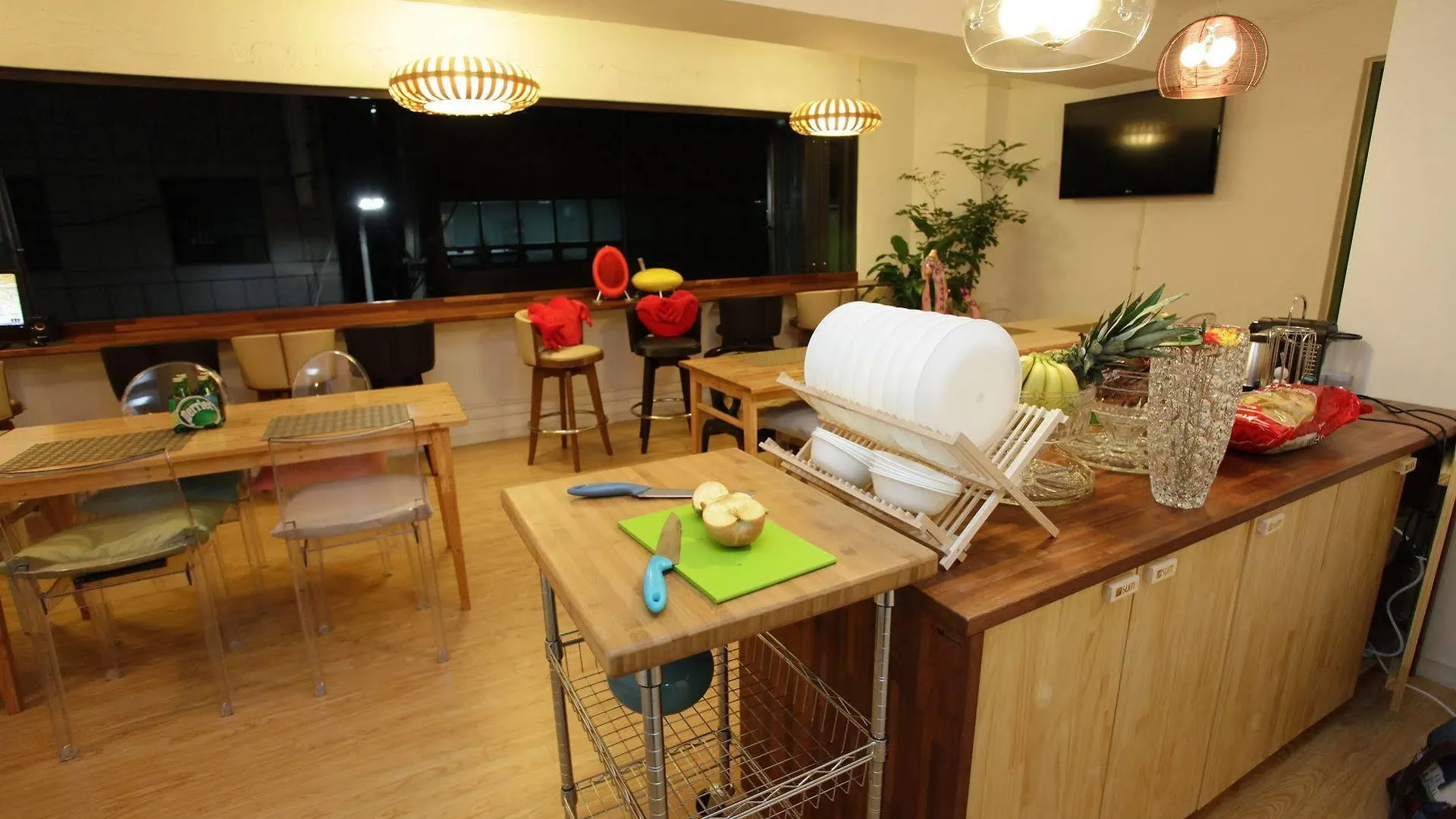 Sum Guesthouse Busan Station