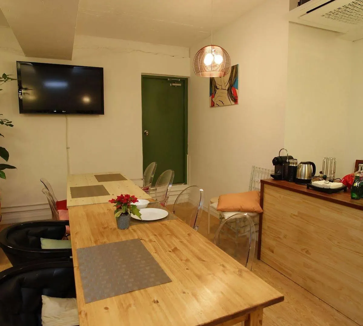 Sum Guesthouse Busan Station