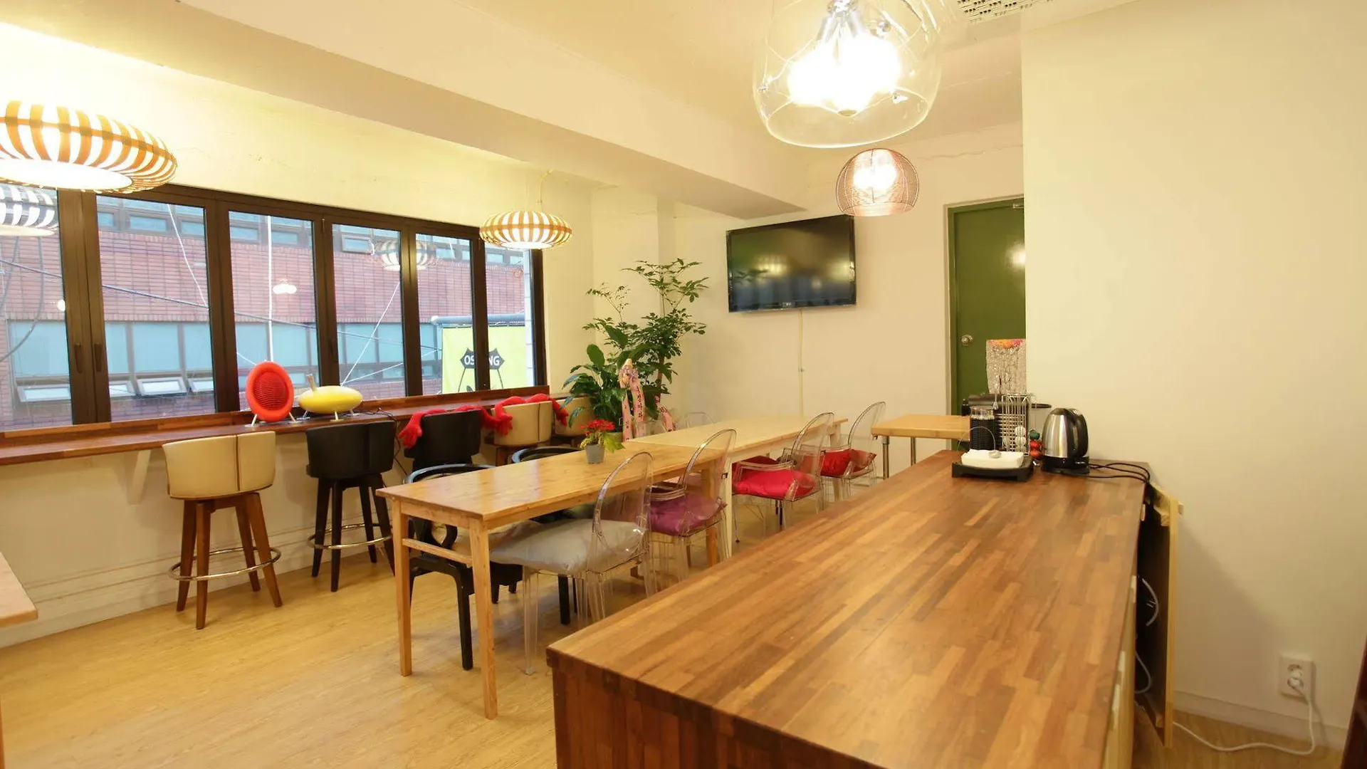 Sum Guesthouse Busan Station